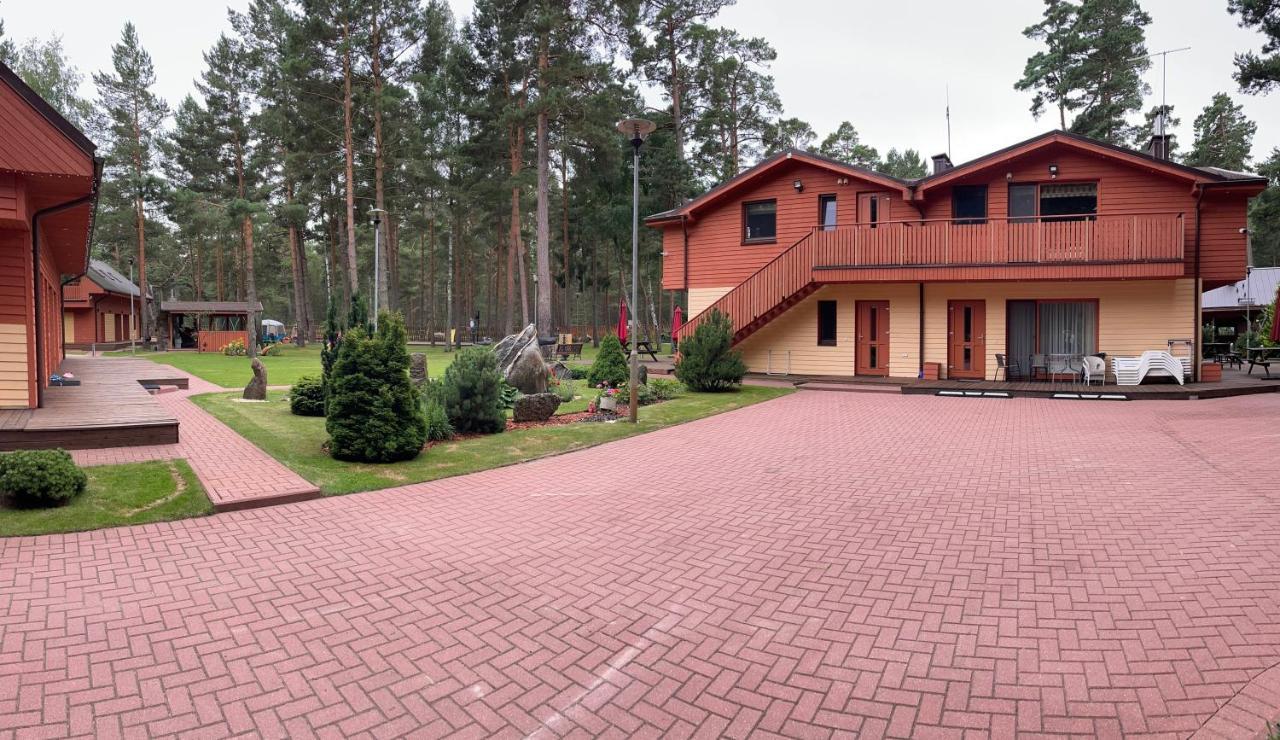 Salkoni Lägenhet Pape Exteriör bild