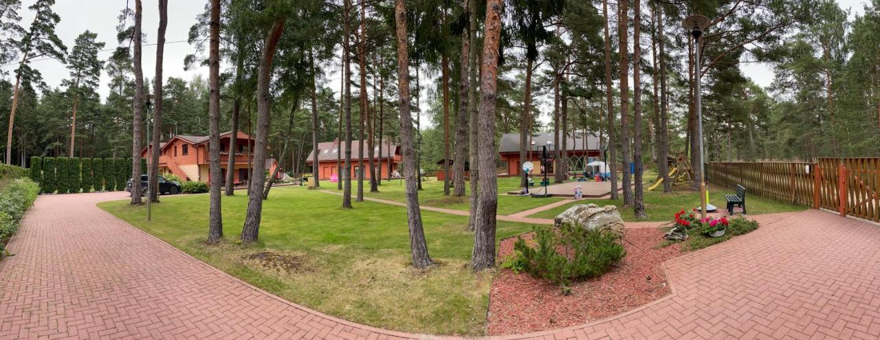 Salkoni Lägenhet Pape Exteriör bild