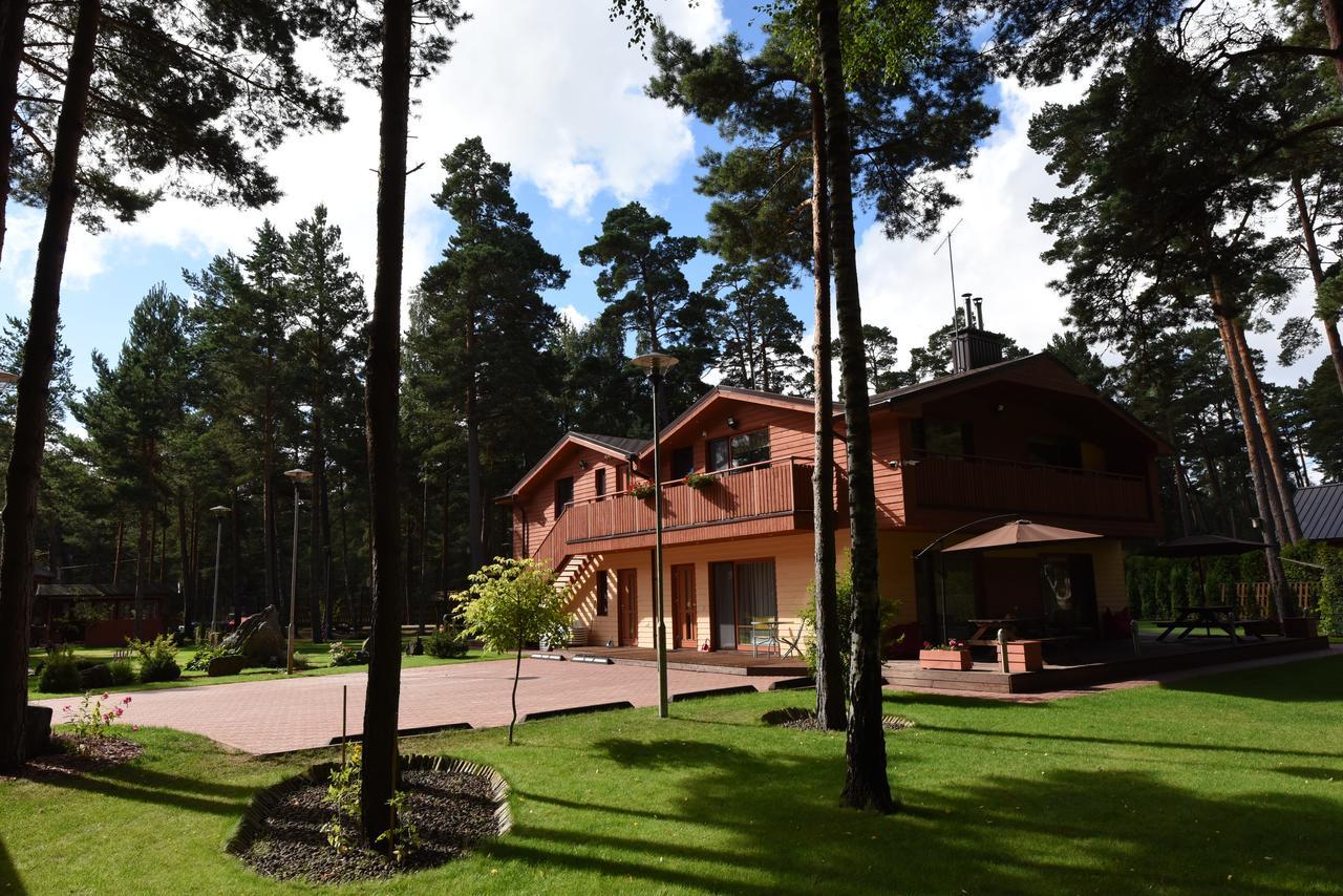 Salkoni Lägenhet Pape Exteriör bild