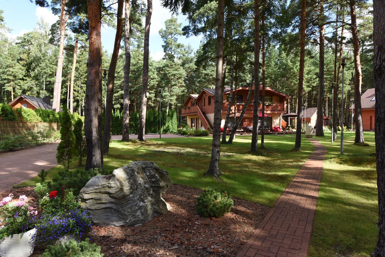 Salkoni Lägenhet Pape Exteriör bild